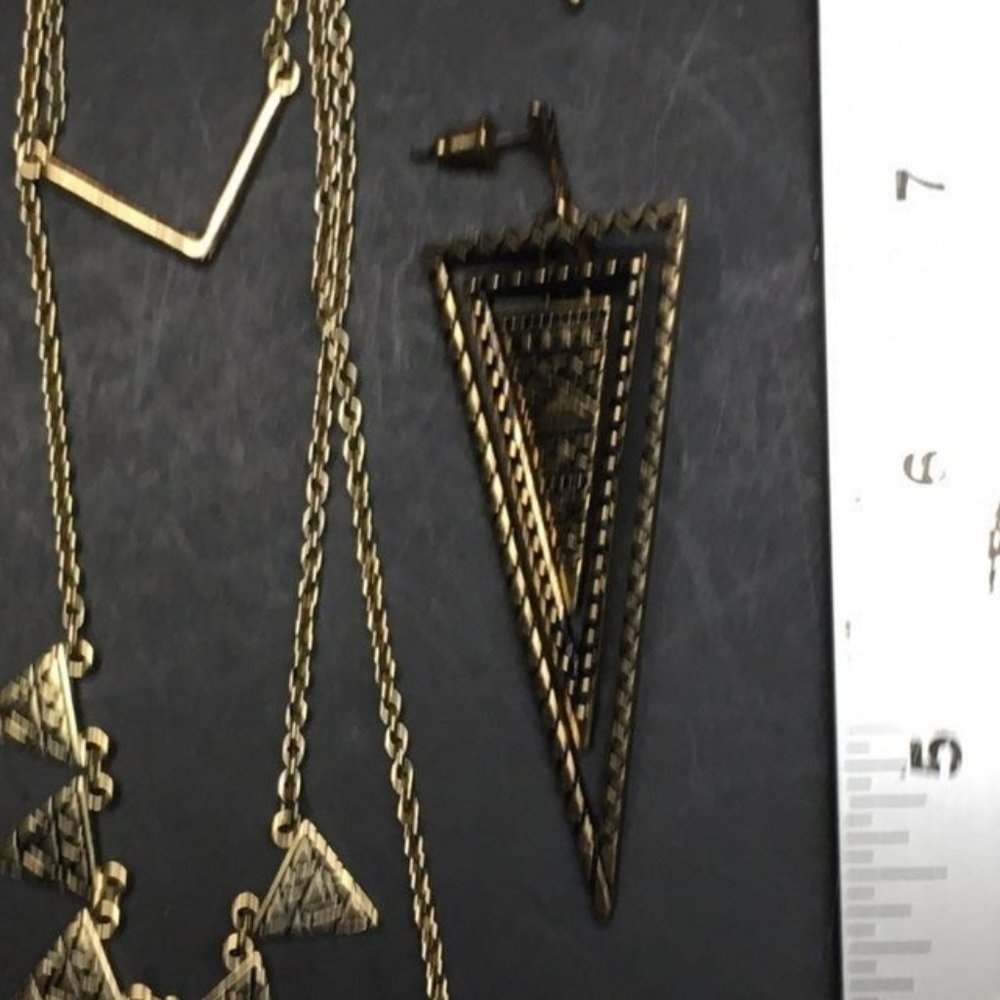 Gold Necklace Earrings Triple Chain Triangle Brown Stone V - Picture 8 of 10